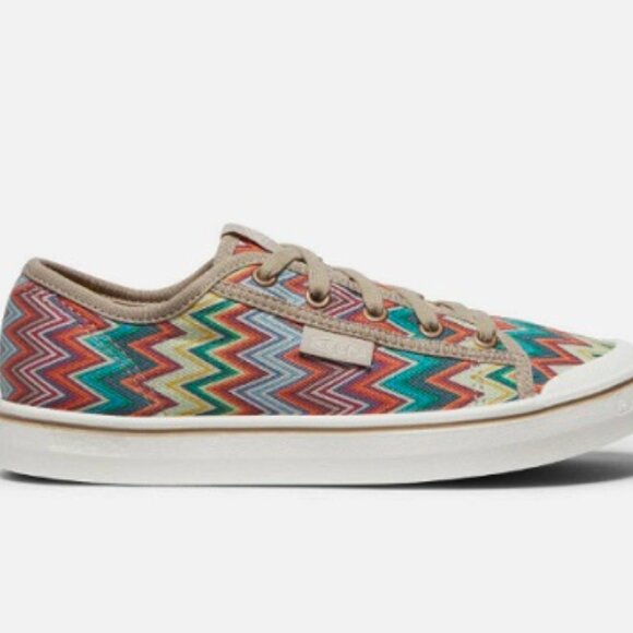 New Women's Elsa V Sneaker - Picture 1 of 1